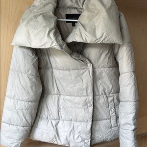 Banana republic Women's Gray Puffer Jacket - small